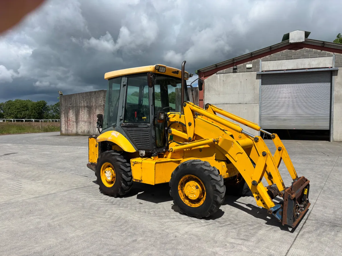 JCB 2CX Loader - Image 4