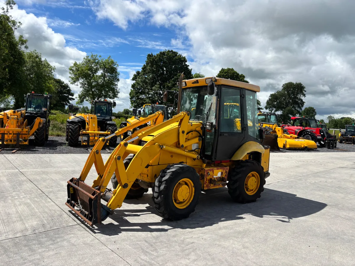 JCB 2CX Loader - Image 1