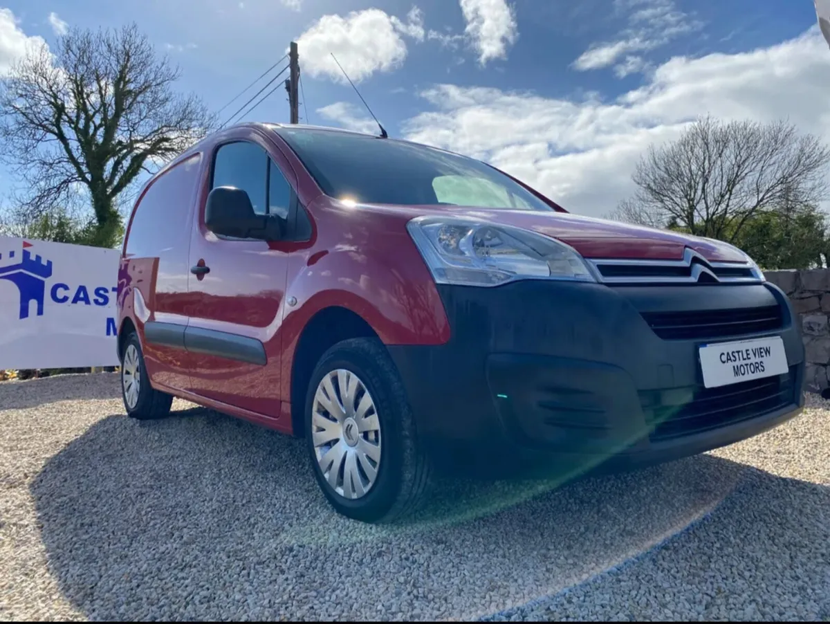 17 Citroen Berlingo New Doe Mint - Image 4
