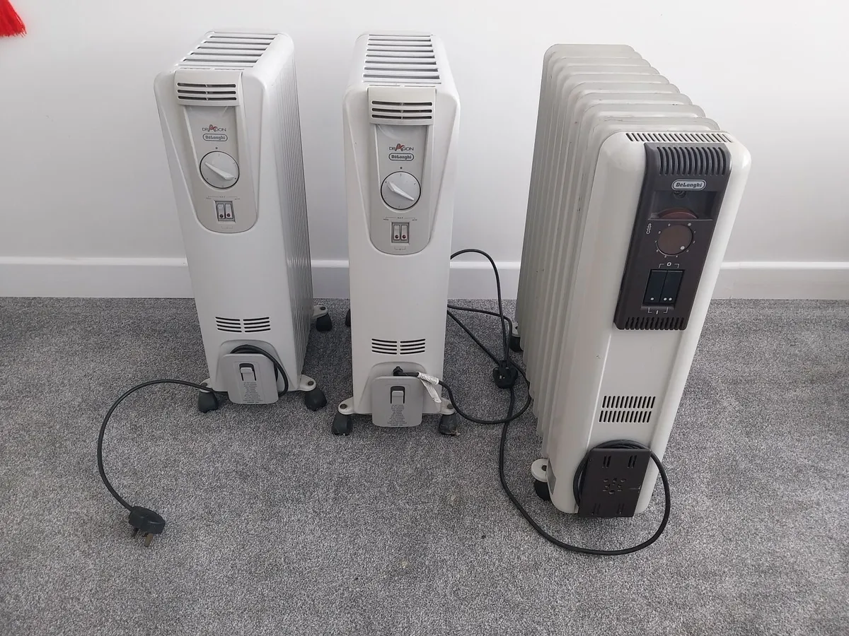 DeLonghi Oil Filled Radiators x 3 - Image 2