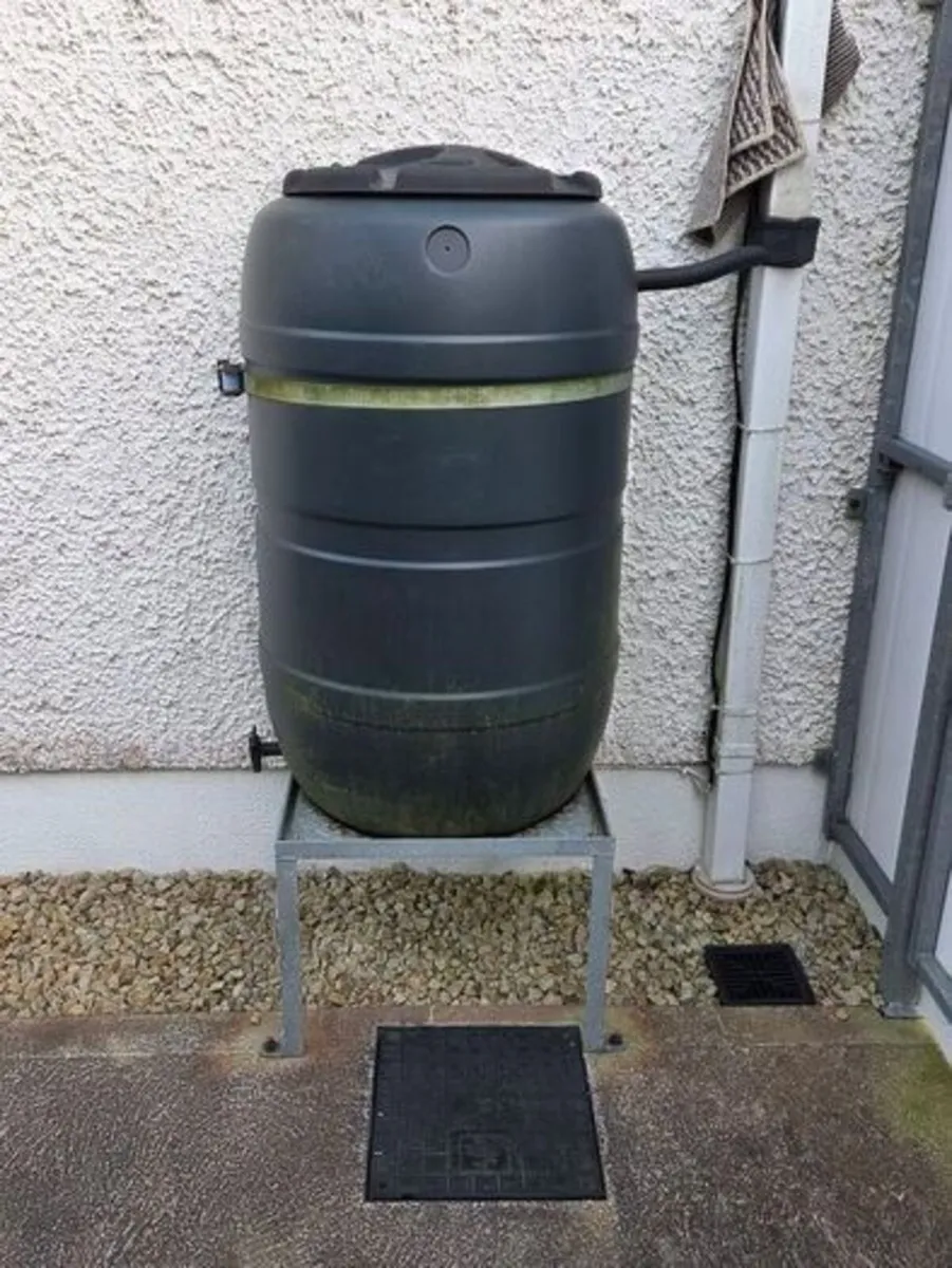 2 x 210 litre water butt with strong steel stand - Image 1