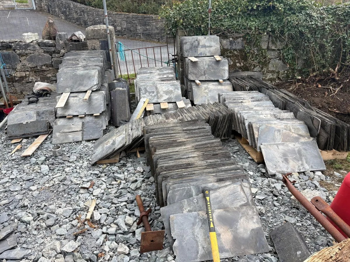 Reclaimed natural stone slates