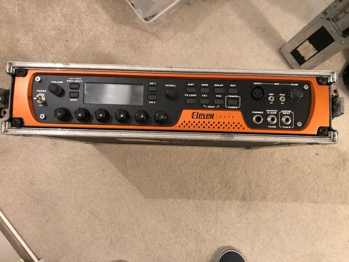 Avid Eleven Rack Guitar amp + FCB1010 Footswitch - Image 1