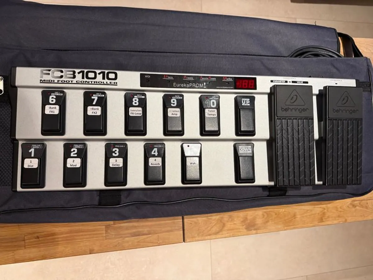 Avid Eleven Rack Guitar amp + FCB1010 Footswitch - Image 3