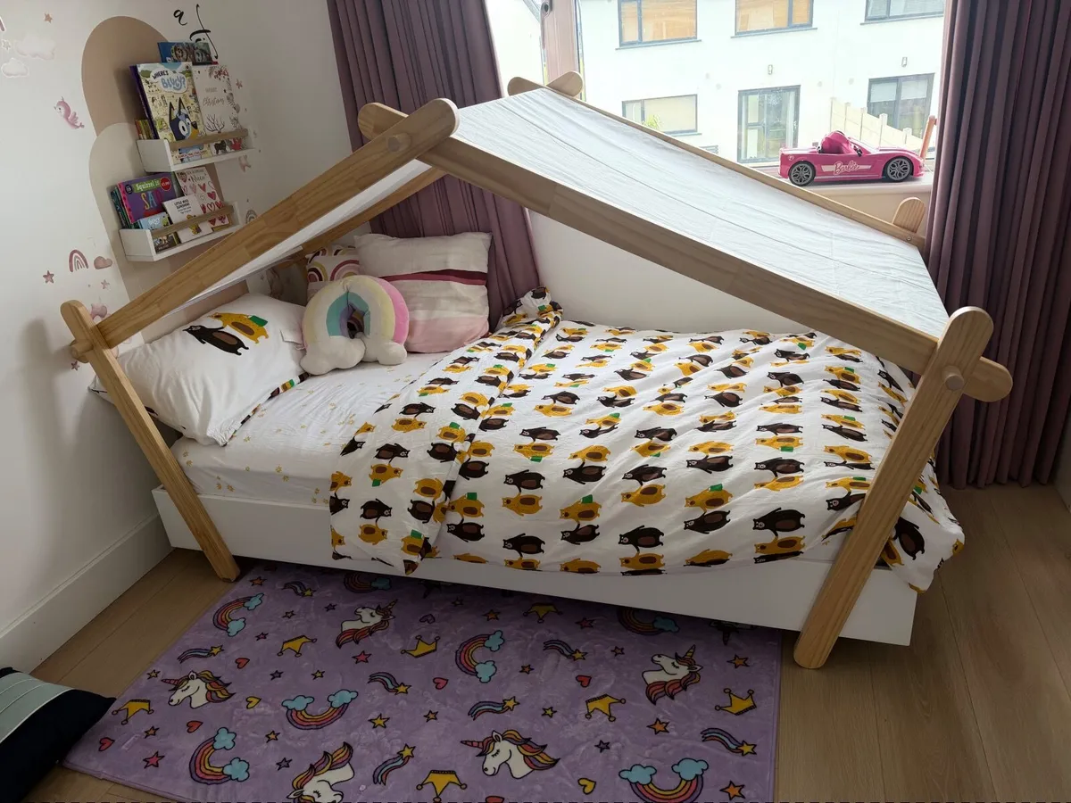 Bed - Image 2