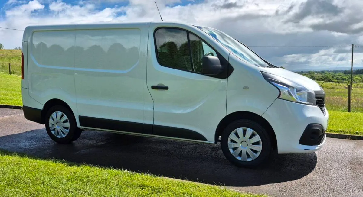 2019 Renault Traffic SL27 Business DOE 08/26 - Image 1