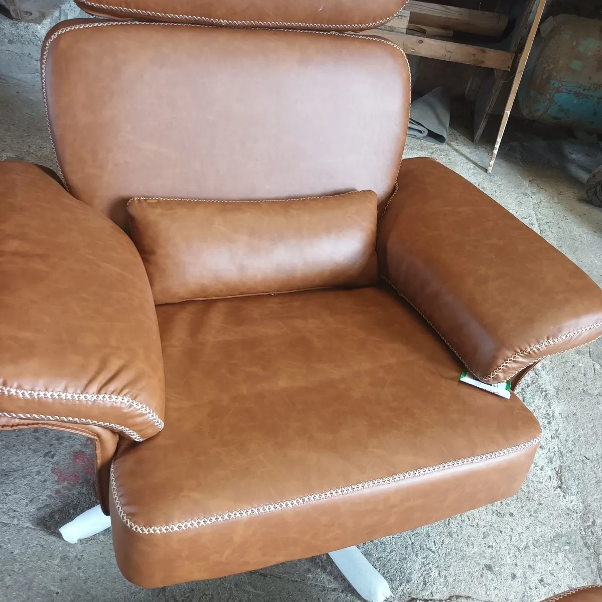 Armchair and footstool - Image 3