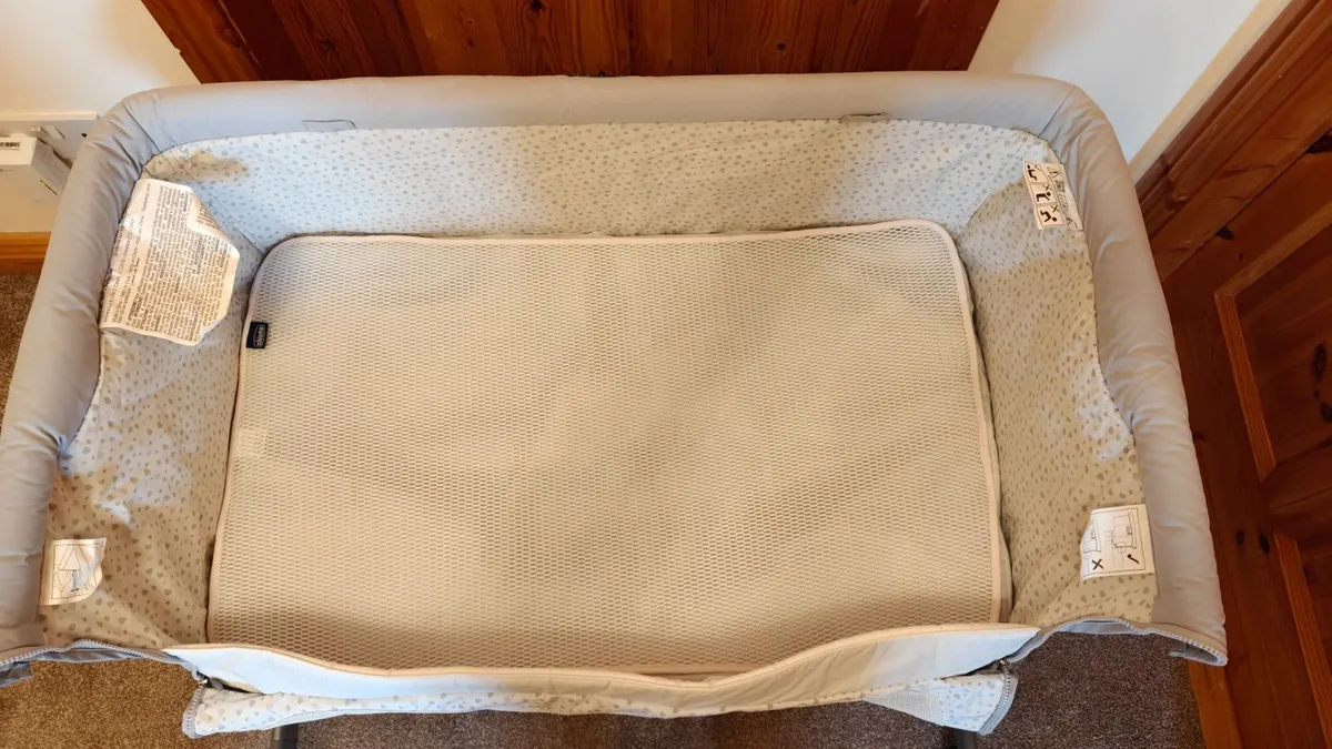 Next to me Cot - Image 3