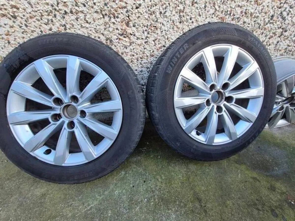 oem vw 16 inch alloys 5x112 3 alloys - Image 2