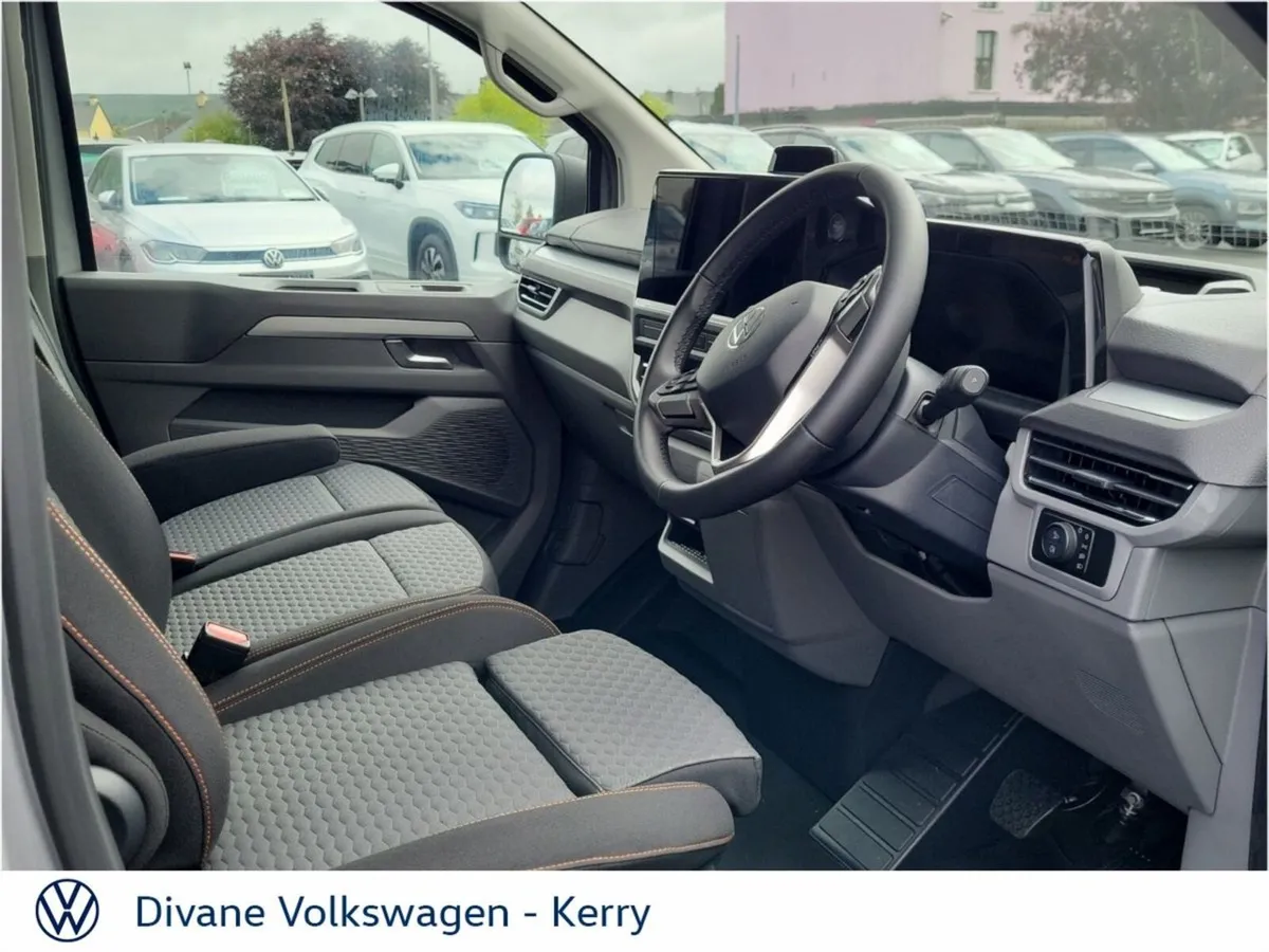 Volkswagen Transporter PANAMERICANA 170BHP 4 MOTIO - Image 3