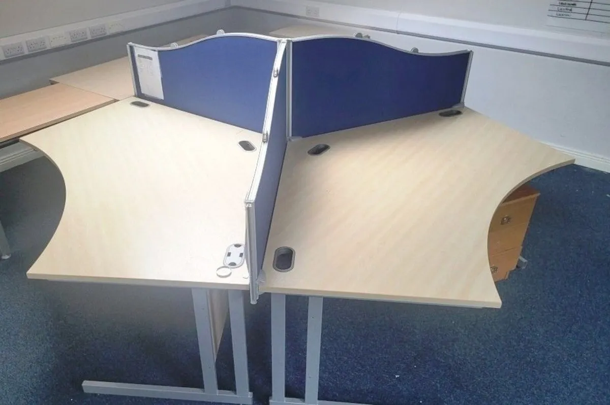 office furniture - Image 1