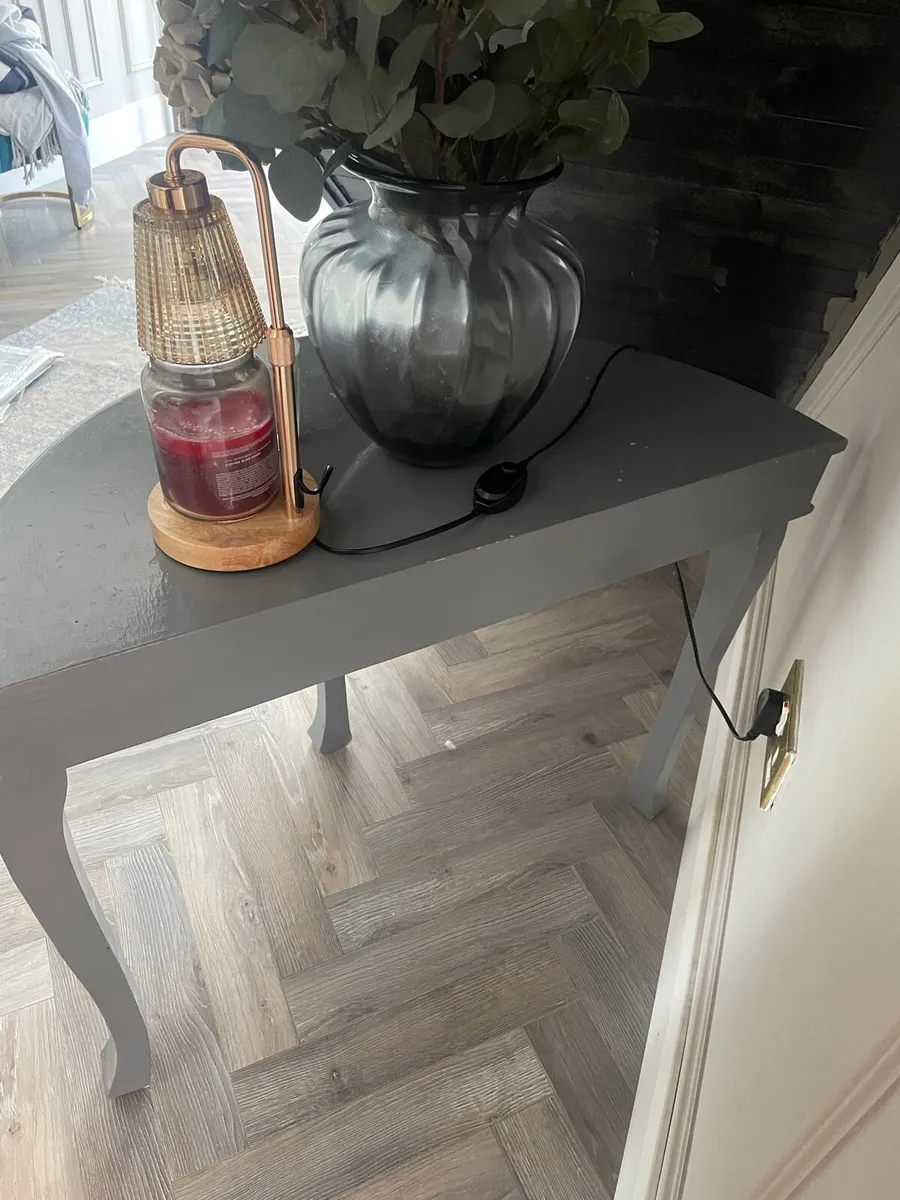 Half moon table - Image 3