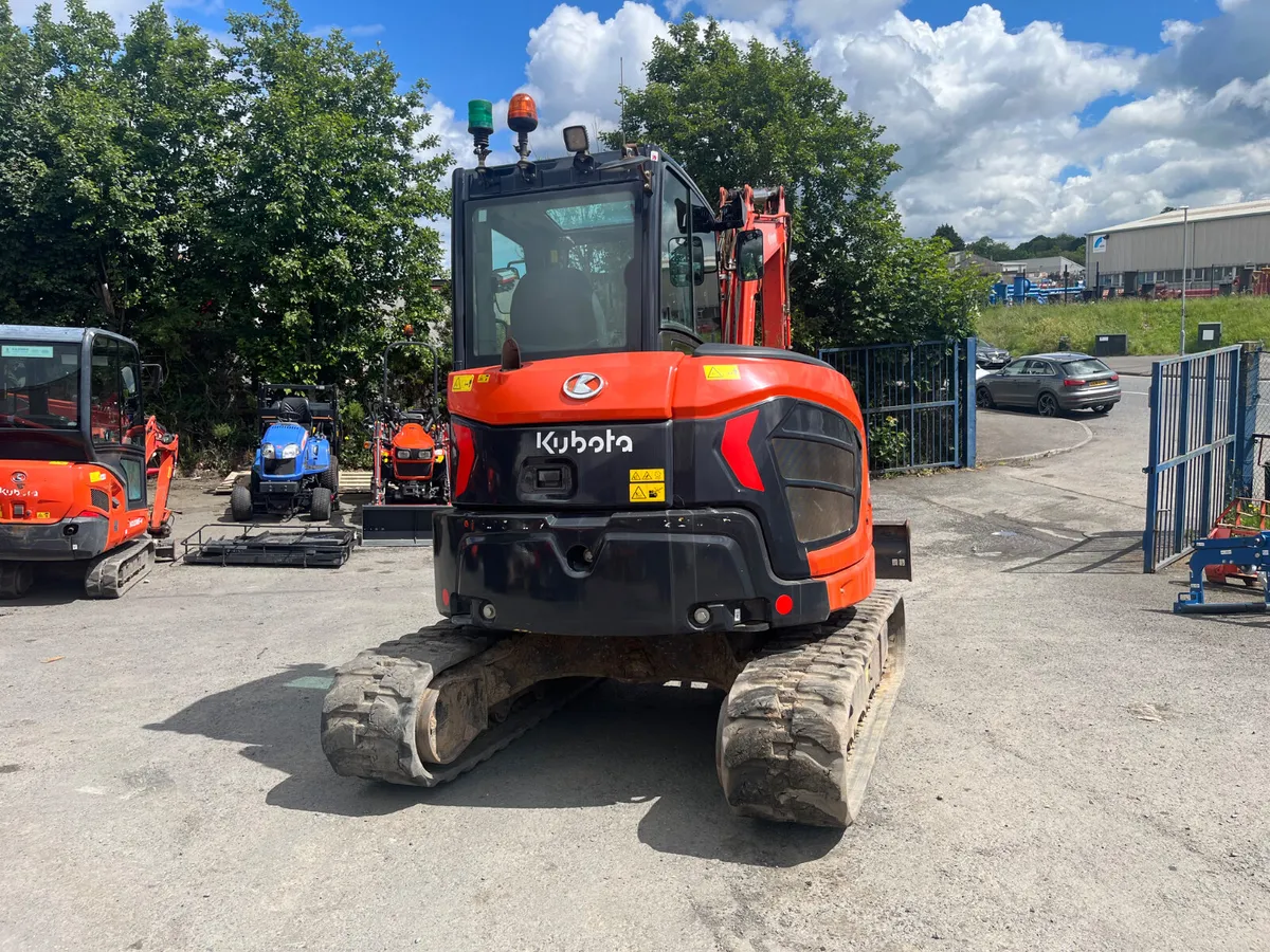 2022 Kubota U56-5 - Image 2