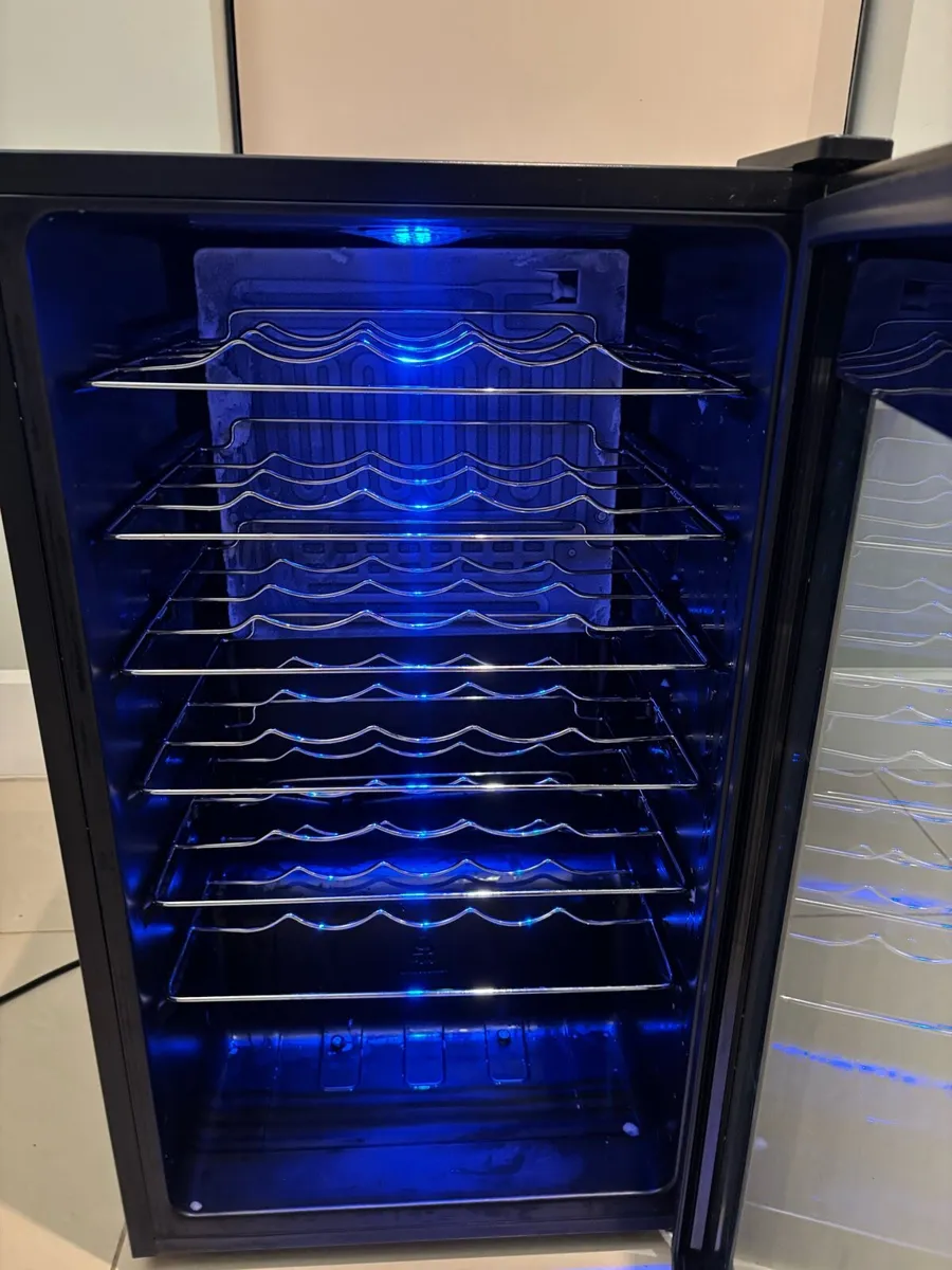 Drinks Cooler- Wine/Beer - Image 2