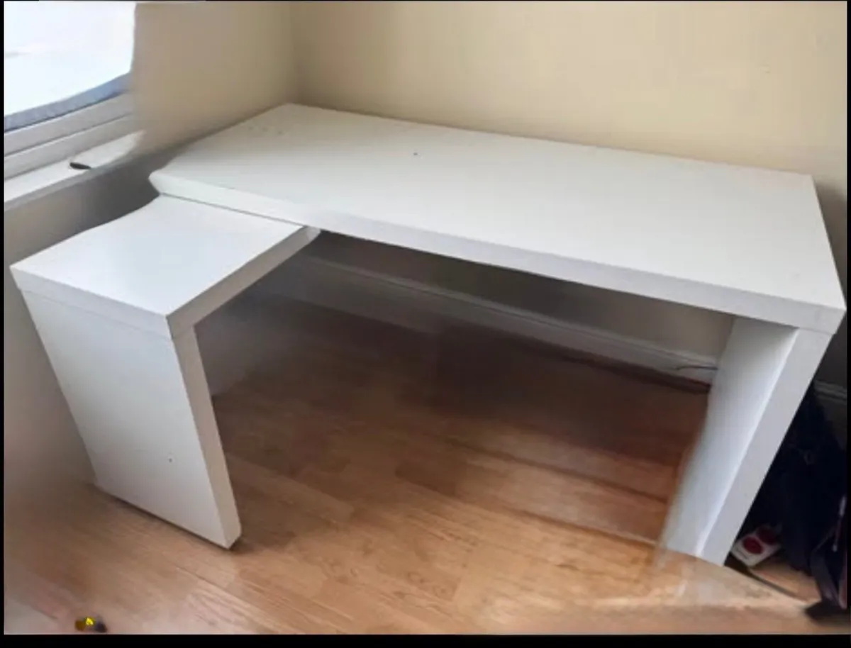 IKEA white Shape corner office DESK - Image 1