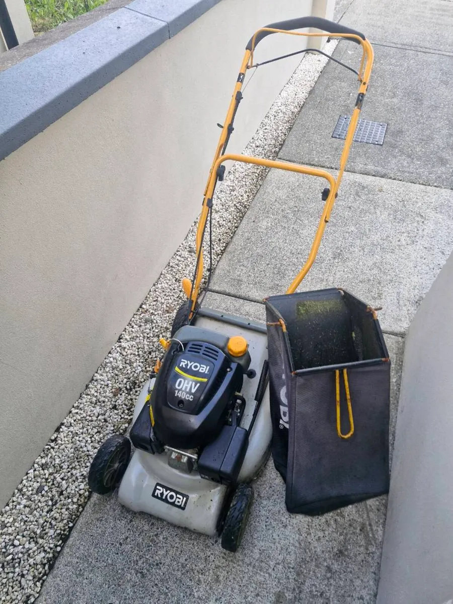 Self drive Lawnmower for sale - Image 1