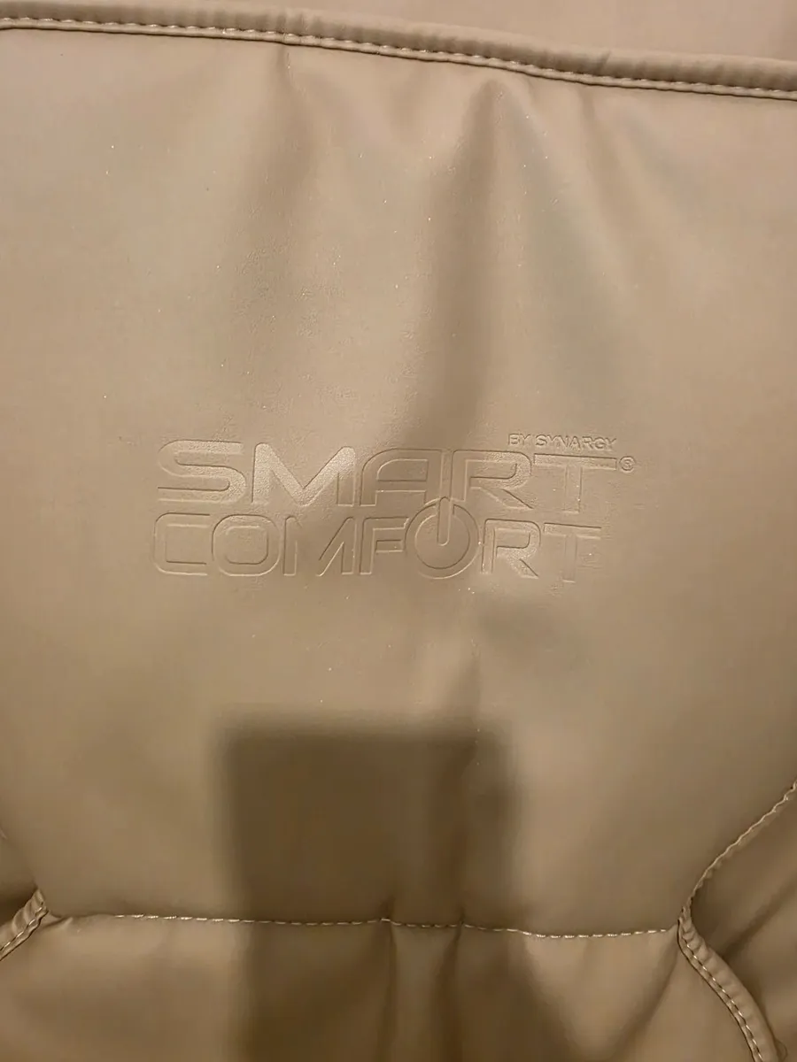 Massage Chair - Image 2