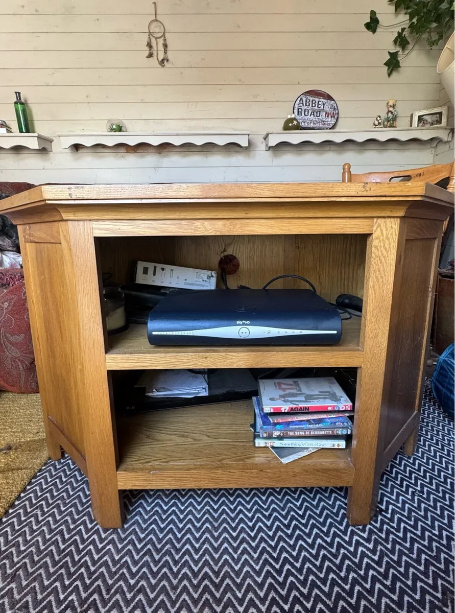 Solid Oak Television Unit - Image 2