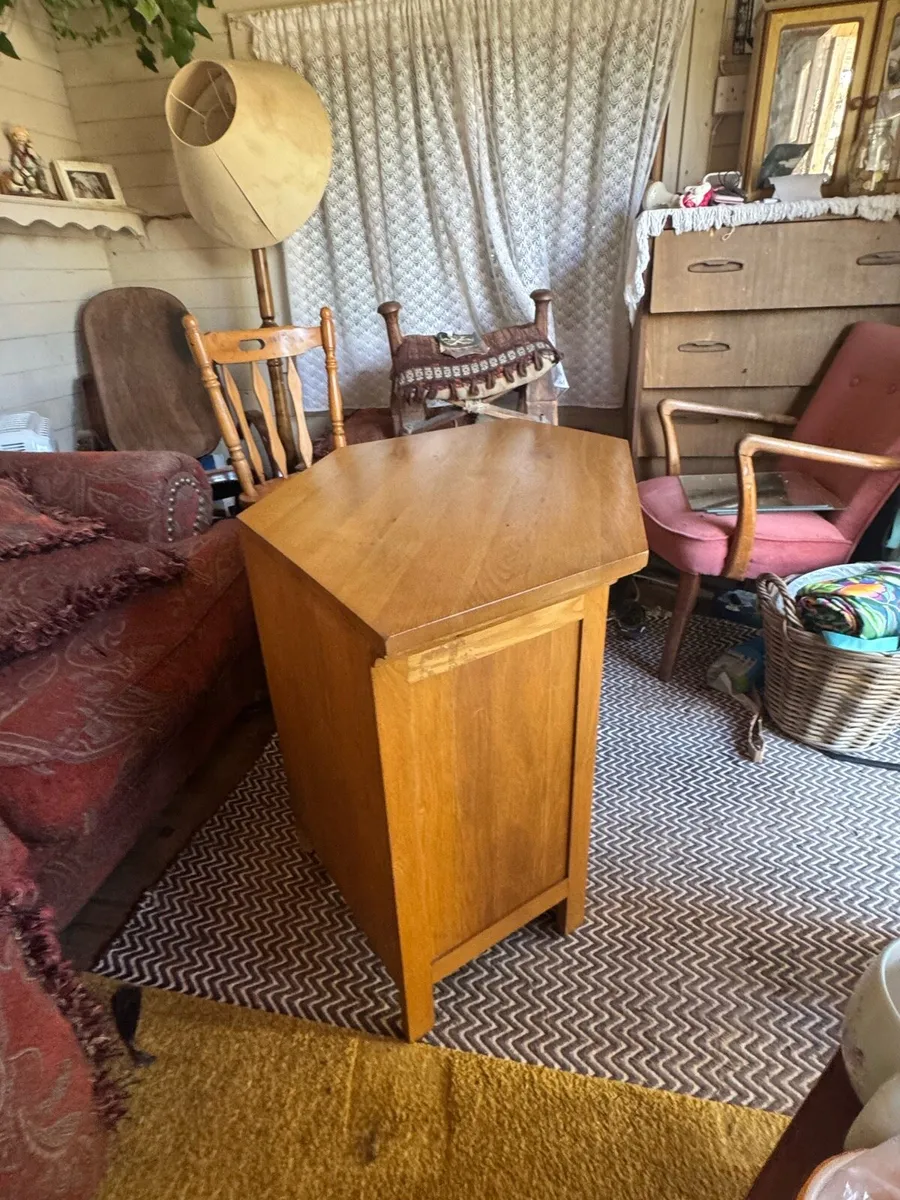 Solid Oak Television Unit - Image 4
