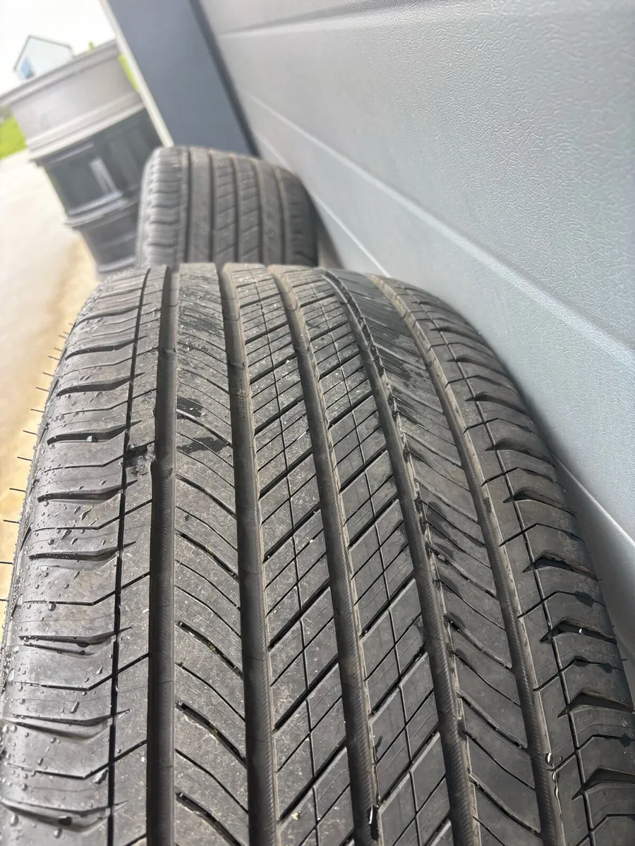 Genuine Range Rover 22 inch alloys - Image 3