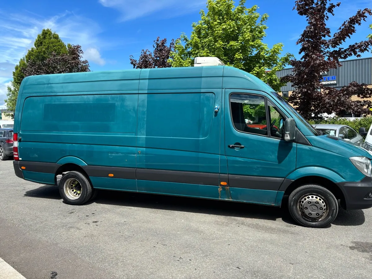 Mercedes Sprinter 519 V6 2018 - Image 2