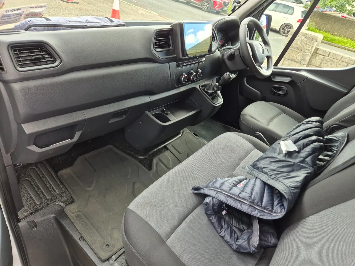 2022 Renault Master Lwb 135 - Image 4