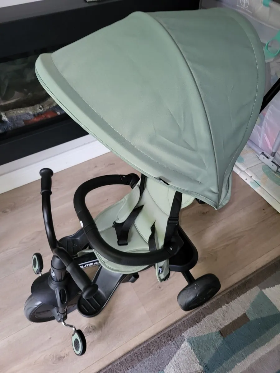 QPlay Elite Platinum 6-in-1 Trike Green