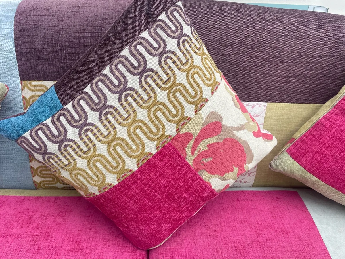 Couch - Image 2