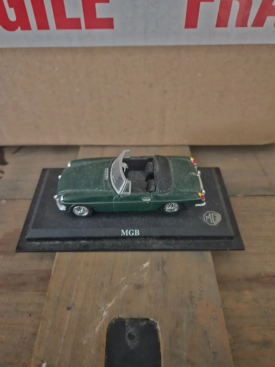 Corgi Atlas MGB