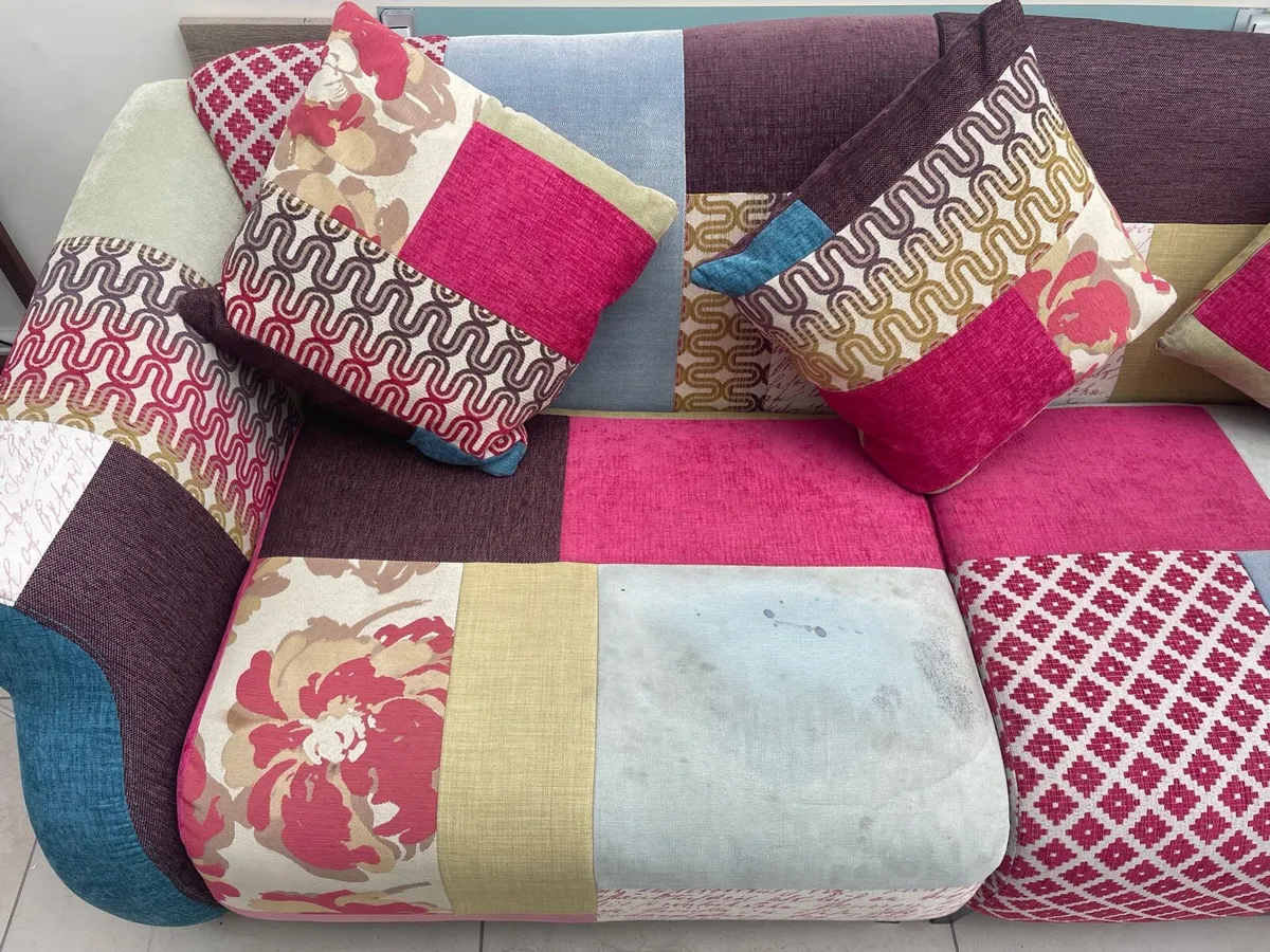 Couch - Image 4