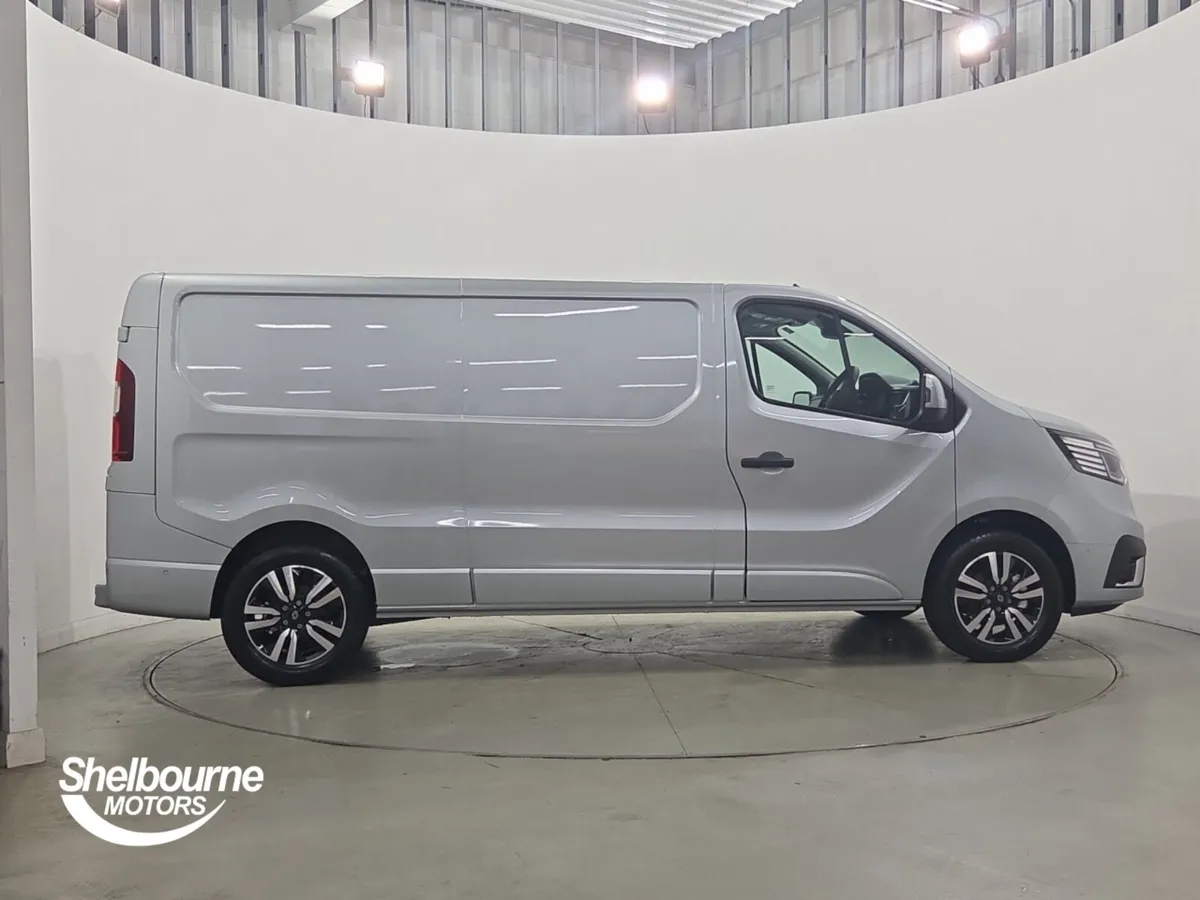 Renault Trafic Lwb Diesel Extra Sport - Image 3