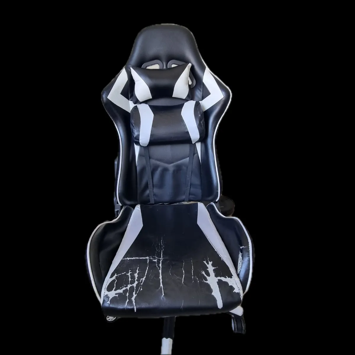Gaming Chair - Image 1