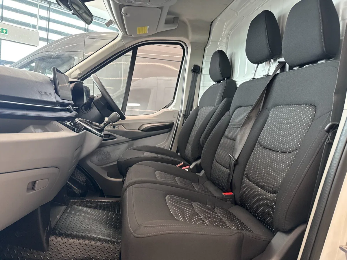 Maxus Deliver 9 2.0 D20 150 High Roof Van - Image 4