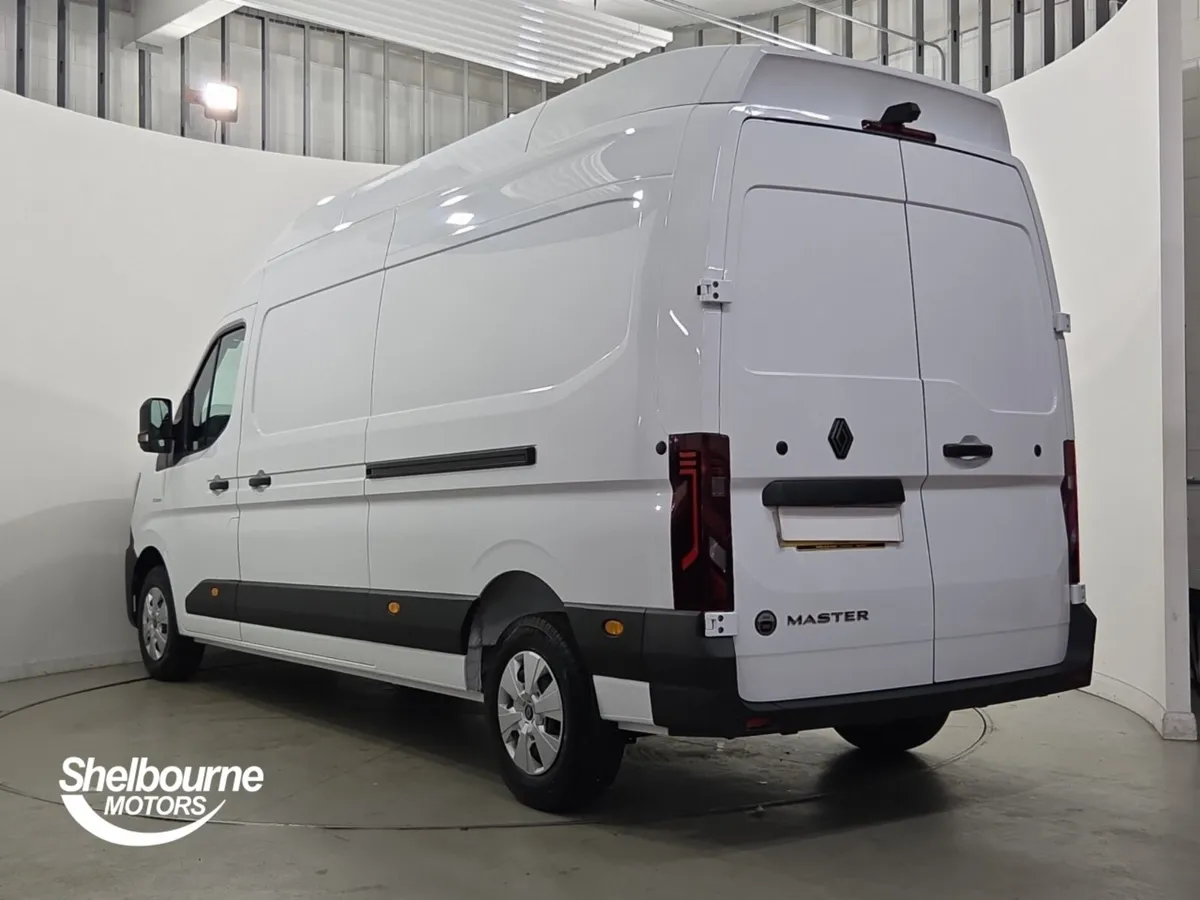 Renault Master Lwb Diesel Fwd Advance - Image 2