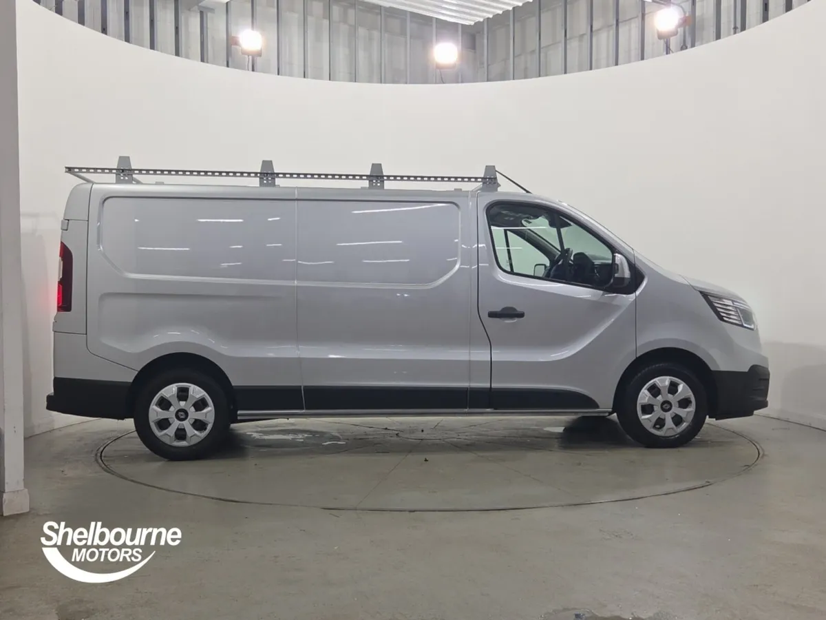 Renault Trafic Lwb Diesel Advance - Image 3