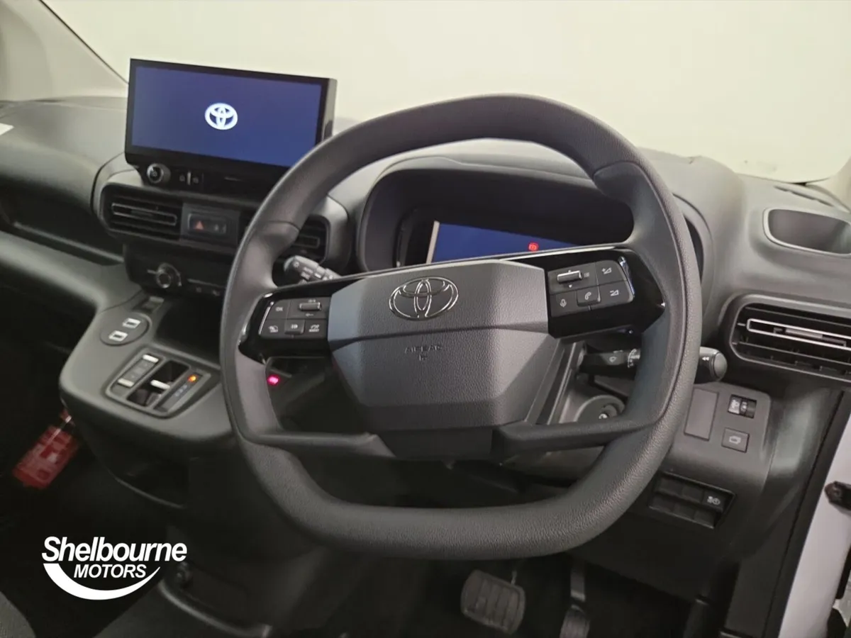 Toyota Proace City L1 Electric Icon - Image 4