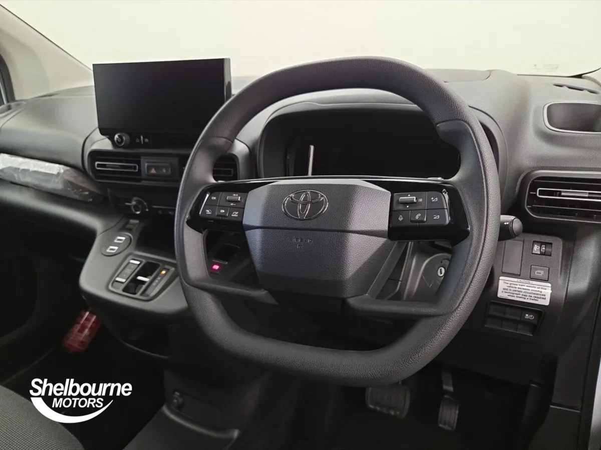 Toyota Proace City L1 Electric Icon - Image 4