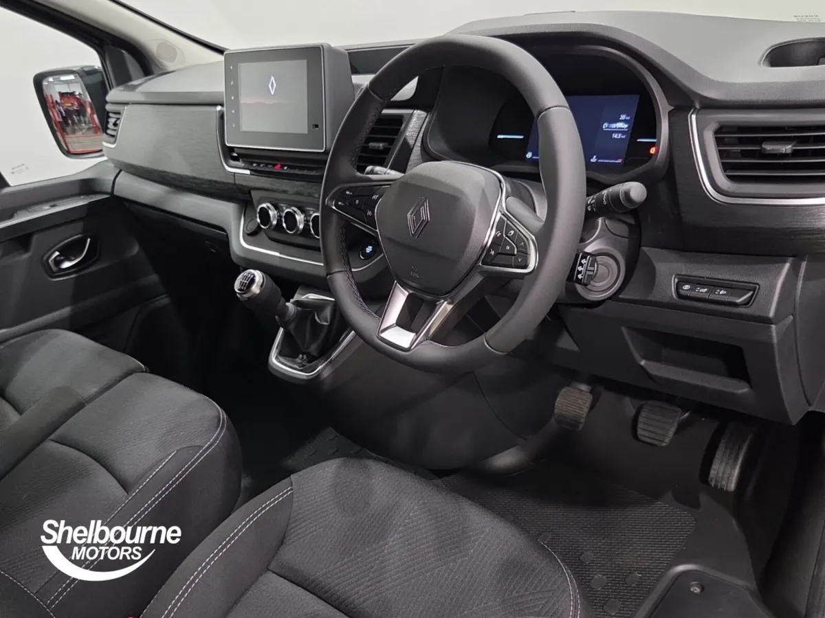 Renault Trafic Lwb Diesel Extra Sport - Image 4