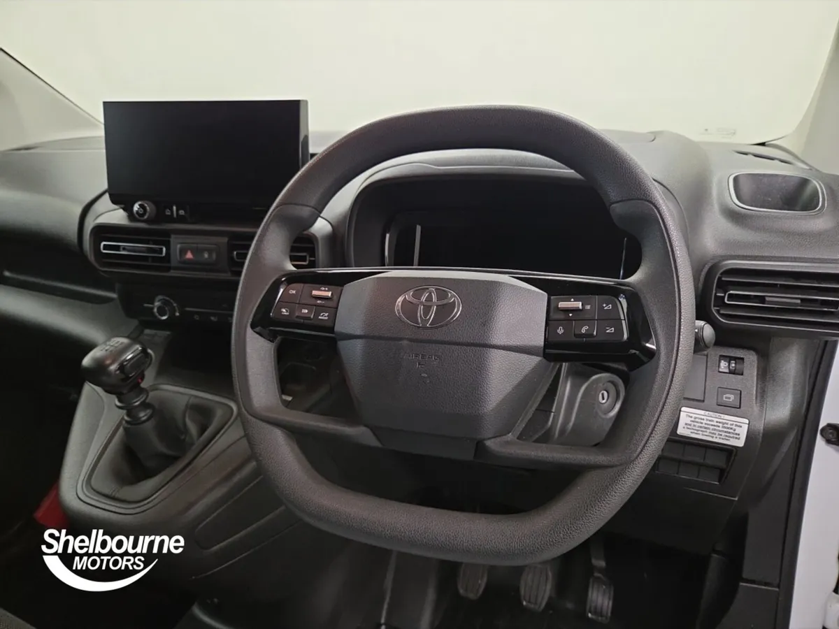 Toyota Proace City L1 Diesel Icon - Image 4