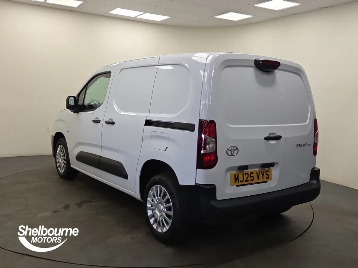 Toyota Proace City L1 Diesel Icon - Image 2