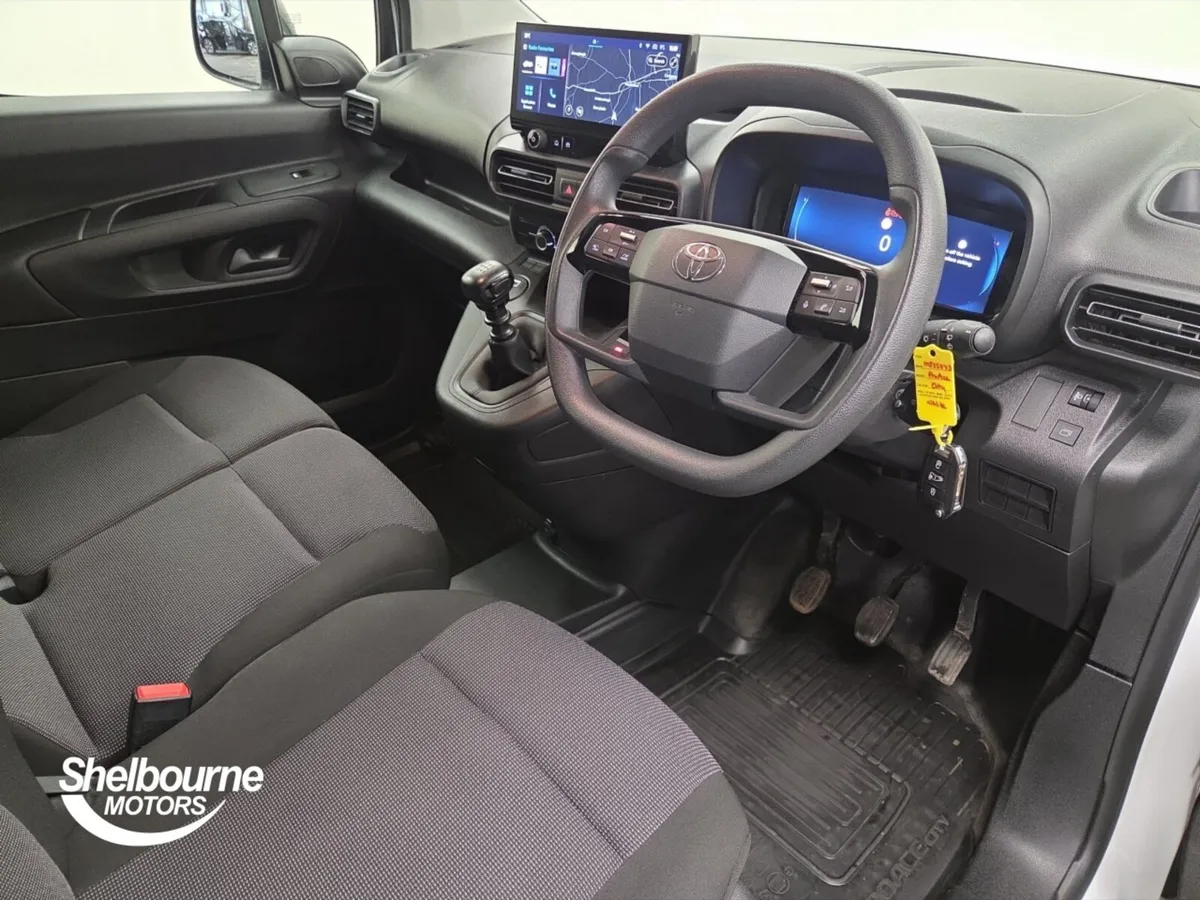 Toyota Proace City L1 Diesel Icon - Image 4