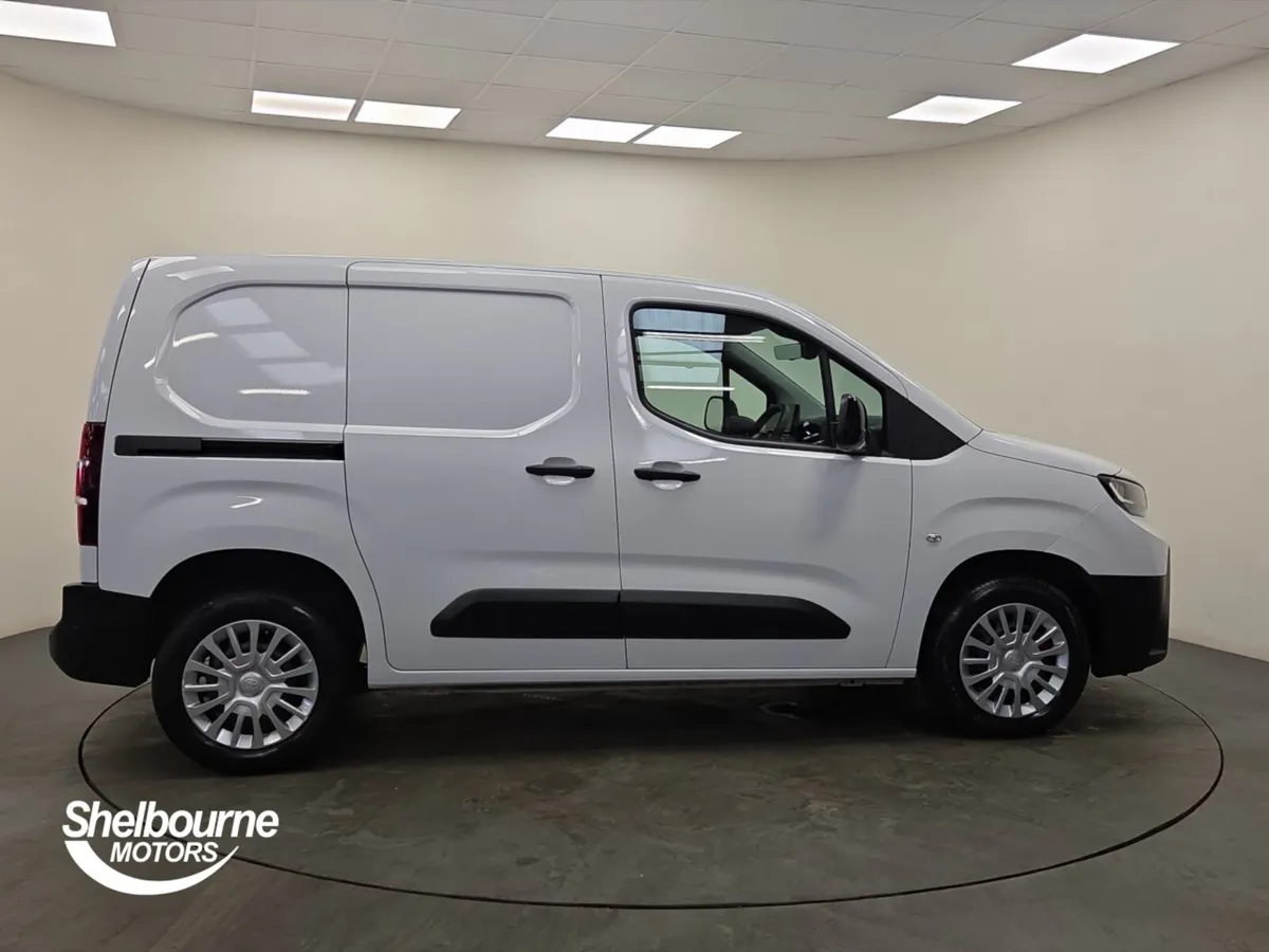 Toyota Proace City L1 Diesel Icon - Image 3