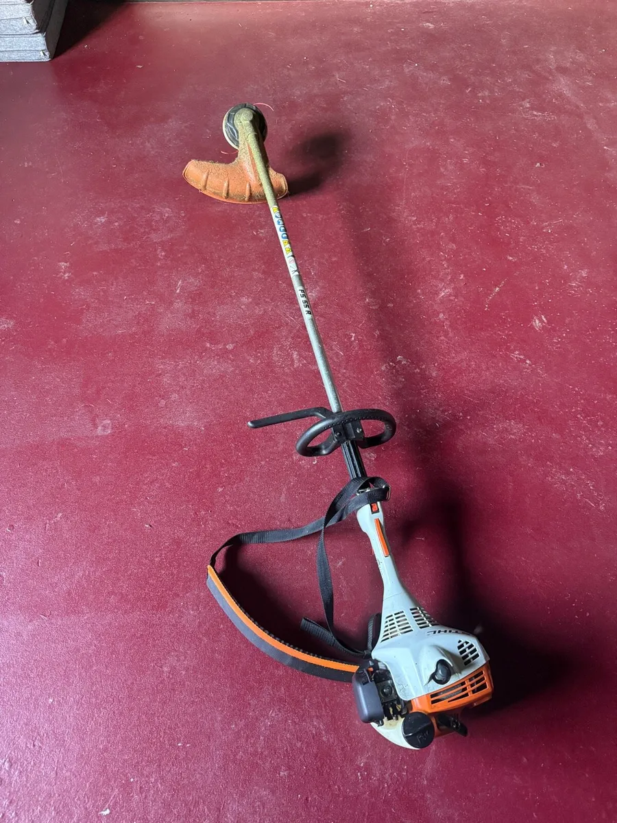 Stihl FS 55R Strimmer - Image 1