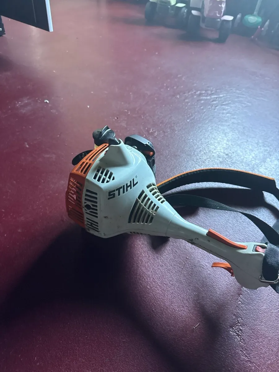 Stihl FS 55R Strimmer - Image 2