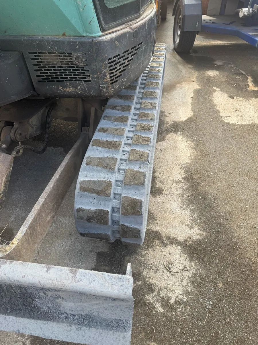 Yanmar 2.8T digger - Image 2