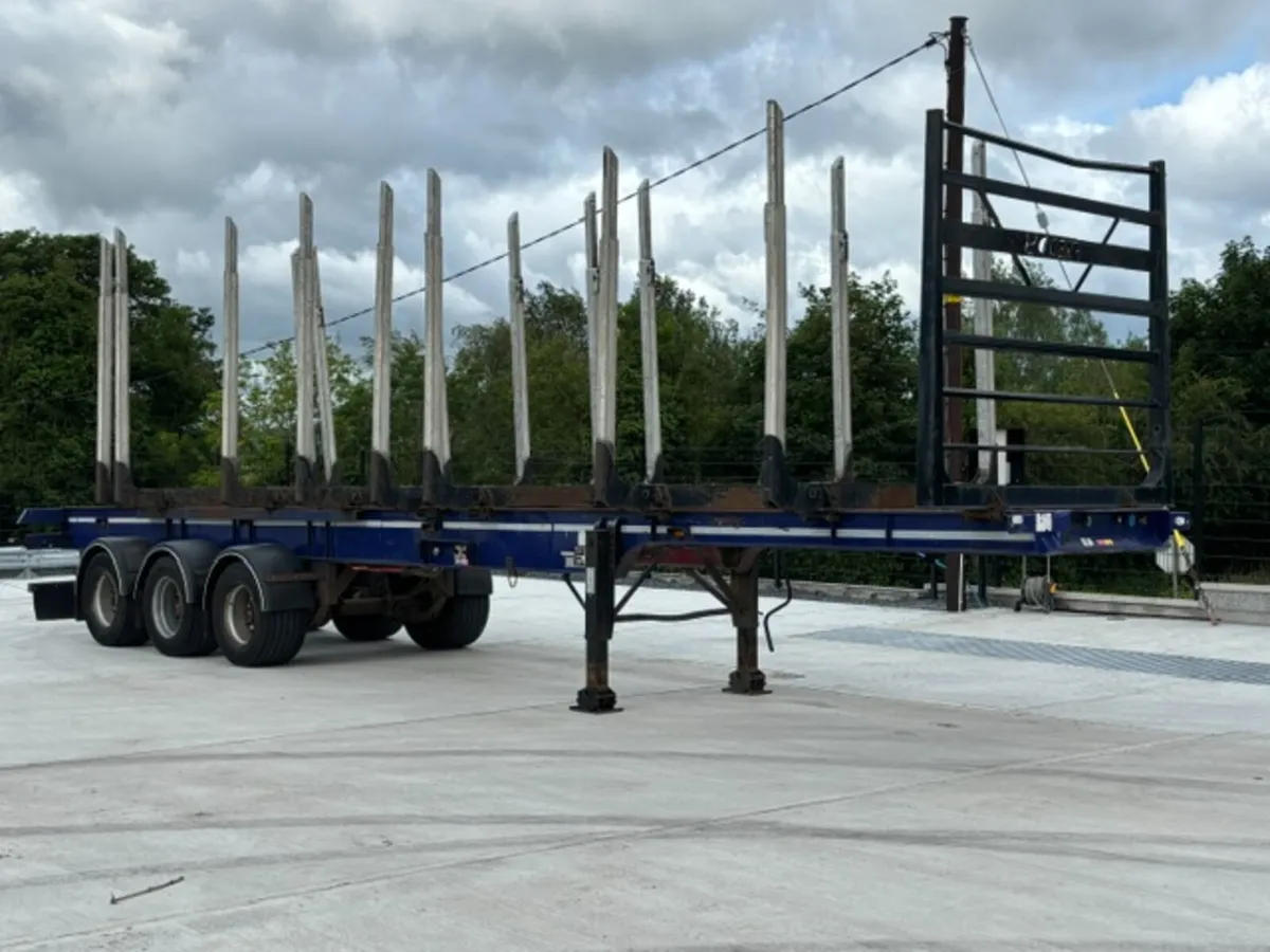 DENNISON TIMBER TRAILER WITH  8  ALLOY BOLSRERS - Image 1