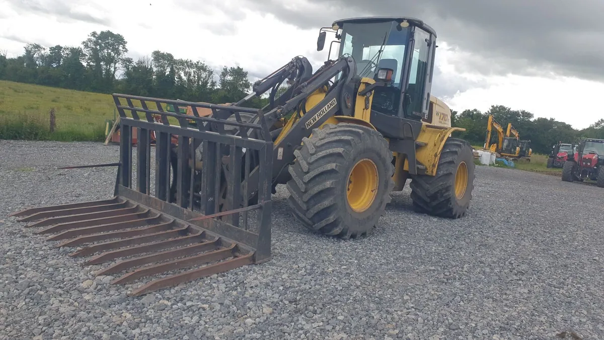 New Holland W170B 2007 - Image 1