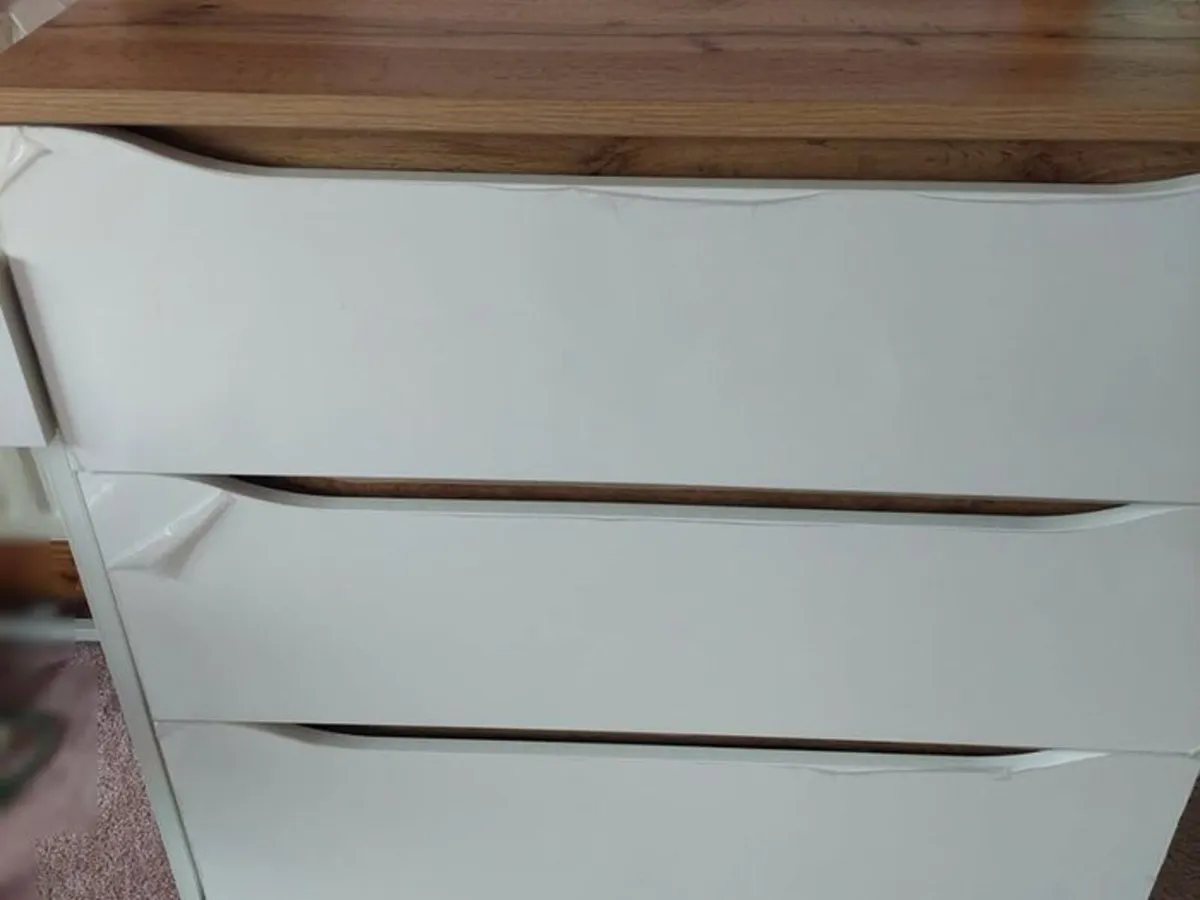 brw nuis cupboard 3 drawers - Image 4