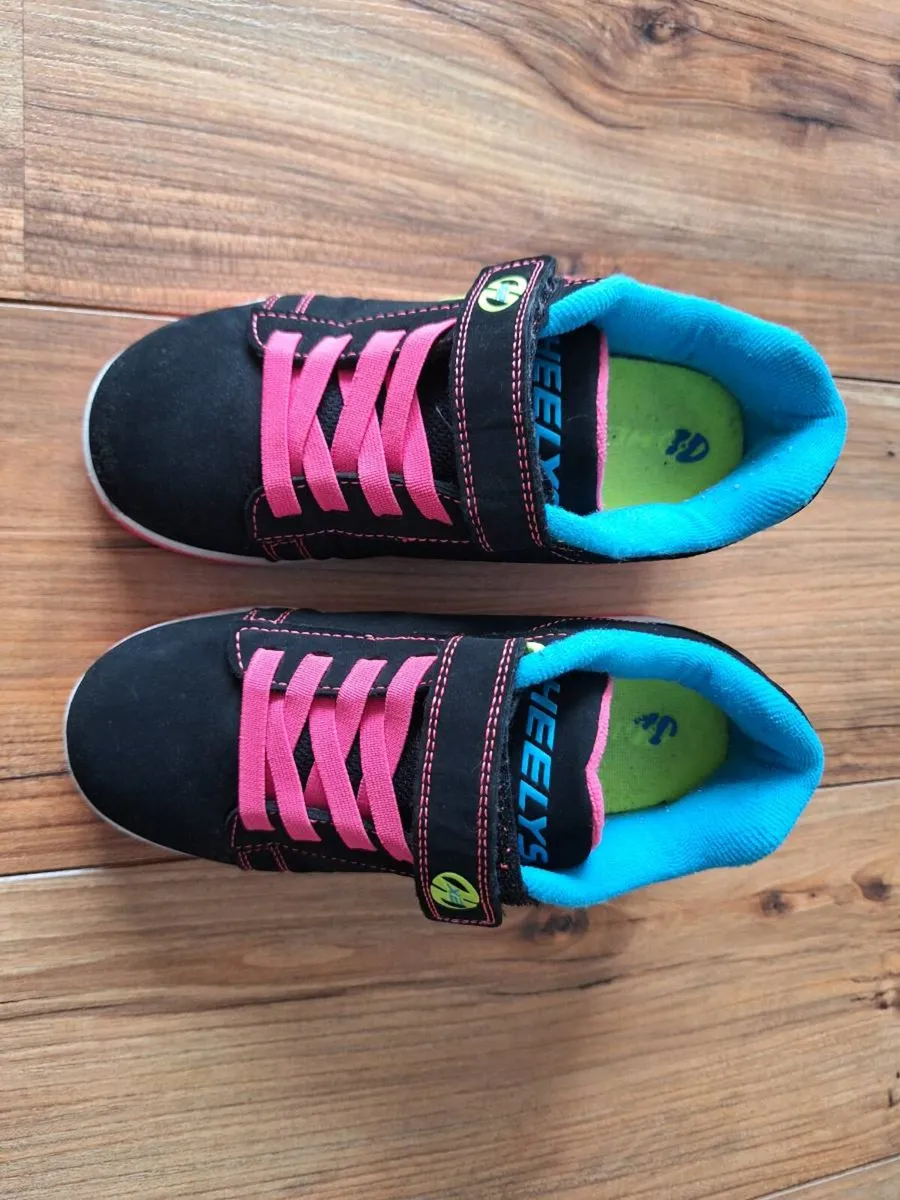 Heelys - Image 1