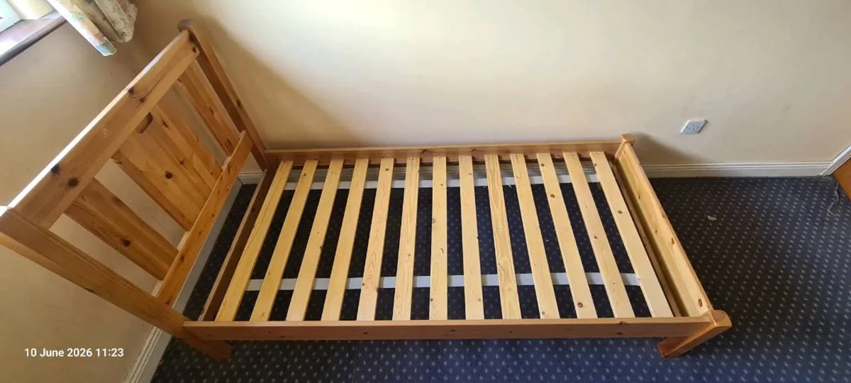 Solid pine bed base - Image 2